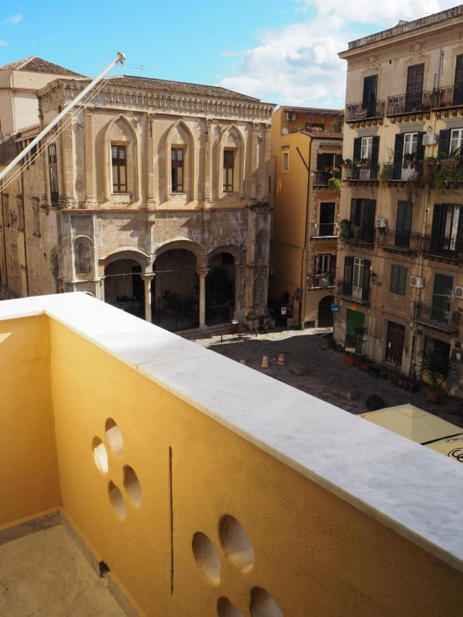 Dimora Lecerf Hotel Palermo Bagian luar foto