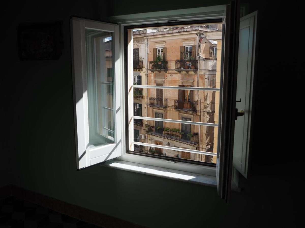 Dimora Lecerf Hotel Palermo Bagian luar foto